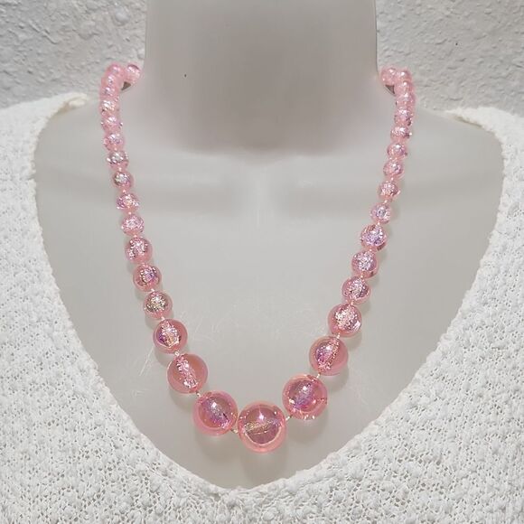 Stunning Pink Sparkling Beaded Necklace - Picture 1 of 6